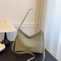 Hellgrüne Hobo-Tasche mit Faltenstruktur und verstellbarem Riemen für Damen - Grün