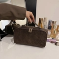 Trousse de toilette marron foncé effet daim avec poignée solide et fermetures éclair en métal - Marron