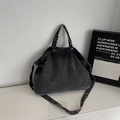 Sac fourre-tout en denim noir délavé vintage avec poignées et bandoulière - Noir