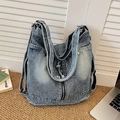 Borsa tote in denim blu lavato retrò con zip in metallo e dettagli con coulisse - Azzurro