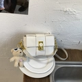 Sac bandoulière blanc tressé avec boucle horloge dorée et breloque ours mignon - Blanc (Avec Pendentif)