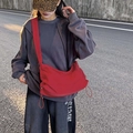 Wasserdichte Nylon-Umhängetasche in Rot mit verstellbarem breitem Schultergurt - Rot