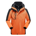 Giacca outdoor tre-in-uno arancione e nera con guscio a vento impermeabile - M / Arancione da Uomo