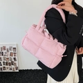 Roze gewatteerde puffer shopper met trekkoord-detail en zacht gevoerde handvatten - Roze