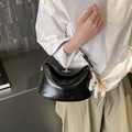 Chic black pleated leather handbag with silver twist lock and white horse charm - Black with Pendant