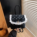 Mochila linda de lunares negros con borde de encaje blanco y detalle de lazo decorativo - Negro
