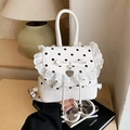 Mini mochila de cuero sintético blanco con lunares, ribete de encaje y lazo - Blanco Roto