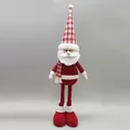 Detail einer 20-Zoll-Weihnachtszwergpuppe mit rot kariertem Hut und weichem Plüschbart - Weihnachtsmann mit Karomütze (ML-M242AB)