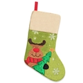 Calcetín navideño de fieltro verde con decoraciones de renos y copos de nieve - Reno beige