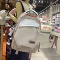 Minimalistischer beiger und khaki Rucksack für Damen mit orangefarbenen Details - Schwarz ohne Anhänger