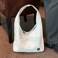 Sac à bandoulière blanc en similicuir avec texture litchi et bouton en métal argenté - Blanc