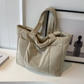 Bolso tote acolchado de nailon beige con gran capacidad y cierre de cremallera mujer - Caqui