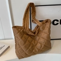 Brown quilted nylon tote bag with rhombus pattern for autumn commute and daily use - No Pendant / Brown