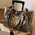 Borsa tote trapuntata bronzo metallizzato con tracolla per viaggi e pendolari - Champagne
