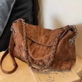 Borsa a tracolla trapuntata marrone in ecopelle vintage con cuciture a rombi - Marrone