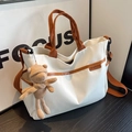 Sac cabas blanc en Oxford avec poignées marron et pendentif ours mignon - Avec Pendentif / Blanc
