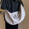 Sac bandoulière en toile grise en forme de croissant avec double fermeture éclair - Gris