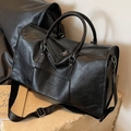 Borsa da viaggio capiente in finta pelle nera con logo NOCO a rilievo e tracolla regolabile - Nero