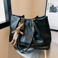 Large black tote bag with gold chain handles and cute plush bunny pendant accessory - With Pendant / Black