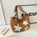 Bolso tote de pana marrón con bordados de estrellas blancas y correa ajustable - Marrón