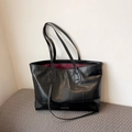Grande borsa tote nera con stampa coccodrillo, fodera rossa e logo dorato - Nero