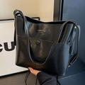 Sac seau classique en similicuir noir avec lettrage doré et bandoulière réglable - Noir