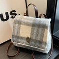 Sac à dos en peluche à carreaux gris et bleu avec logo MR doré et anses en cuir - Plaid Bleu