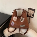 Zaino tote in pelle scamosciata marrone con toppe ricamate vintage e spalline doppie - Marrone