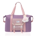 Bolso de viaje grande de tela Oxford en violeta y rosa con un colgante de conejo - Con Colgante de Peluche / Púrpura Taro