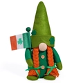 Gnome de la Saint-Patrick avec chapeau trèfle vert, tresses rousses et drapeau - Style Femme