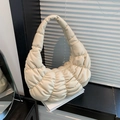Bolso hobo acolchado blanco crema minimalista con textura plisada suave para mujer - Blanco Roto