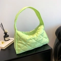 Bolso tote acolchado verde fluorescente con costuras de diamante y correa de hombro - Amarillo