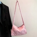 Bolso de hombro rosa acolchado chic con diseño de rombos y correa ancha de estilo casual - Rosa