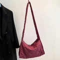 Sac bandoulière matelassé bordeaux chic avec motif en losanges et nylon brillant - Bordeaux