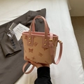Chic butterfly print bucket bag in beige and pink with a leather top handle - Regular Fit / Pink