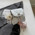 Mini sac à dos matelassé argenté avec bretelles roses et charmant pompon - Argent Rose Avec Pendentif