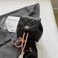 Mini sac à dos matelassé noir avec bretelles roses et fermoir rotatif argenté - Noir Rose Sans Pendentif