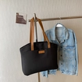 Borsa tote minimalista in tela nera con manici in pelle marrone per il pendolarismo - Nero
