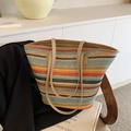 Borsa tote in paglia a righe colorate con manici in ecopelle e chiusura a zip - Cachi