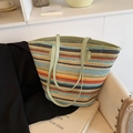 Borsa tote in paglia a righe arcobaleno con manici verde chiaro e chiusura a zip - Verde