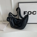Elegante borsa hobo a mezzaluna nera con portamonete coordinato per il pendolare di stile - Nero