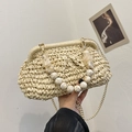 Sac en paille blanc cassé avec poignée en perles et chaîne dorée pour vacances d'été - Style avec Poignée en Perles de Résine Aspect Marbre / Avec Accessoire de Poignée / Blanc Cassé
