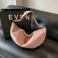 Bolso tipo hobo retro japonés de gran capacidad en rosa claro con tirador de cuero marrón - Rosa