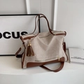 Borsa tote in tela a contrasto beige e marrone con tracolla regolabile e nappa - Cachi