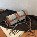 Borsa a tracolla alla moda in denim blu con pois bianchi e cinturino a catena - Marrone