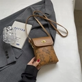 Braune Vintage-Handytasche zum Umhängen mit Teddybären-Prints und goldenem Schloss - Braun Ohne Anhänger