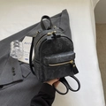 Mini sac à dos noir avec motif d'ours gaufré et fermetures éclair dorées pour femmes - Sans Pendentif / Noir