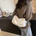 Borsa a tracolla bianca con cinturino geometrico e dettaglio nodo in corda - Splicing Bianco e Nero