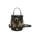 Borsa a mano cilindrica con ricamo farfalla dorata e finiture in pelle nera da donna - Nero
