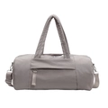 Sac de voyage en nylon gris clair avec double poignée et bandoulière réglable - Gris
